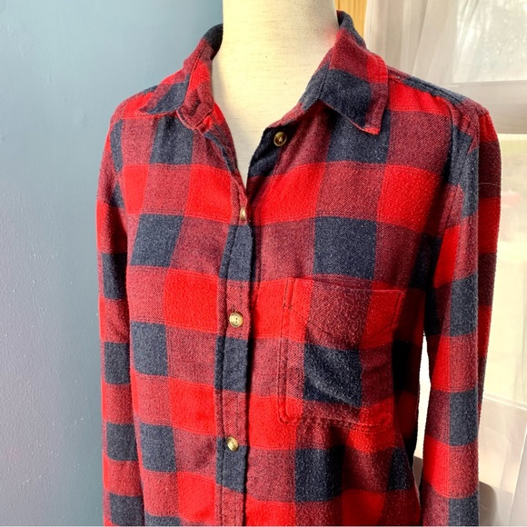 American Eagle Red and Grey Ahh-mazing Boyfriend Flannel Button Down - Picture 2 of 8
